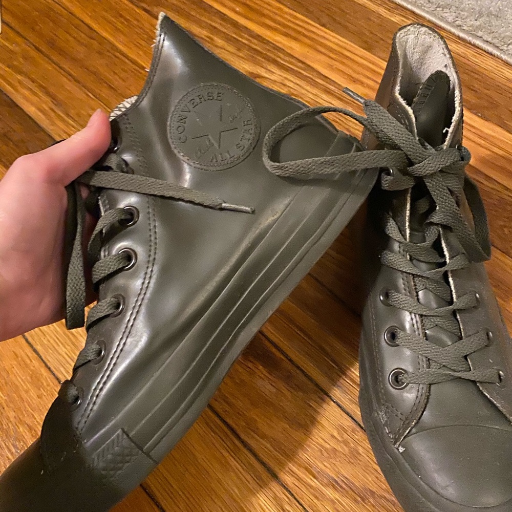 Rubber waterproof converse